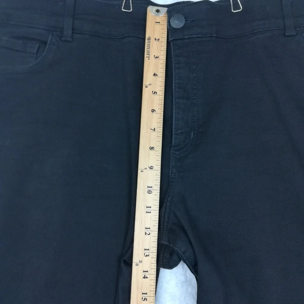 Lee Womens Jeans Flex Motion Straight Leg Black Denim Mid Rise Regular Plus 24W